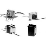 Robertshaw / Uni-Line 620202 120 VAC Primary, 24 VAC Secondary, 50/60 Hz, 20 VA, Screw, Plug-In Mount, Transformer