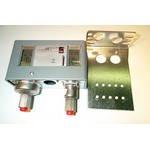Johnson Controls, Inc. P70MA-2 Dual Pressure Control, Spst 