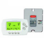 Resideo YTH6320R1023 WIRELESS ZONING ADAPTER KIT.  A Y-PACK CONTAINING A WIRELESS FOCUSPRO« 5-1-1 PROGRAMMABLE THERMOSTAT AN
